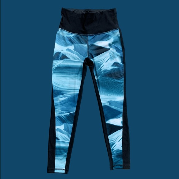 Xersion 7/8 Mesh Leggings In Blue Sandstone - Picture 2 of 7